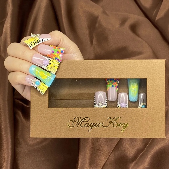 Handmade Ducktail press on nails. New in the box 10 piece - Picture 9 of 16